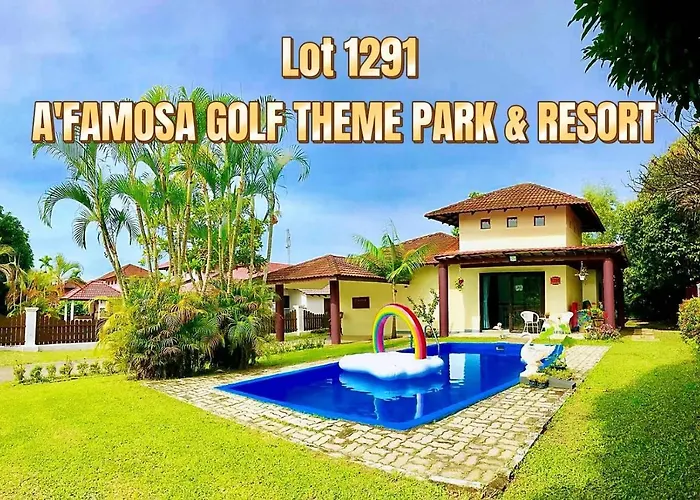 Melaka Afamosa Resort D\'Amour Comfortable And Healing With Theater Projector Private Villa With Garden View Swimming Pool Seasonal Christmas Theme