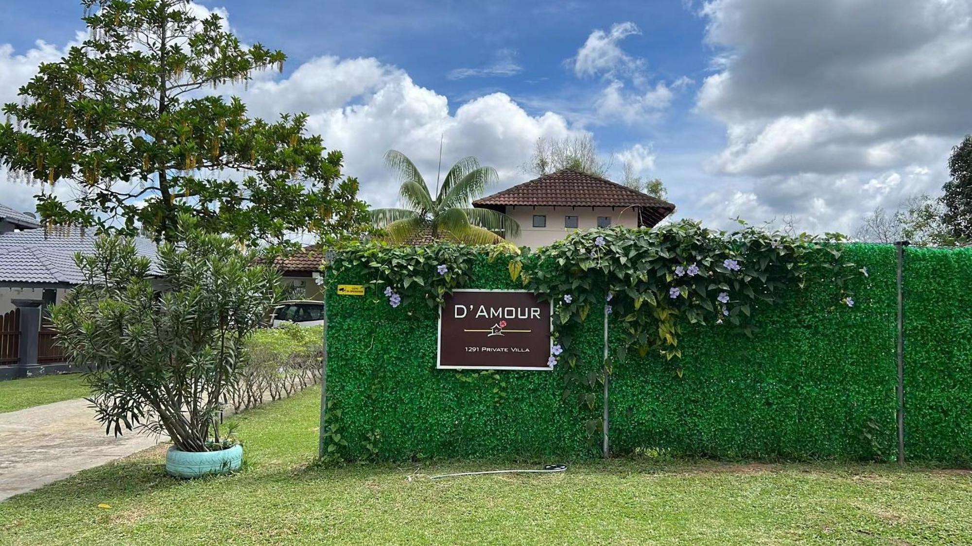 Afamosa D'amour: Private With Garden View And Theater Malacca